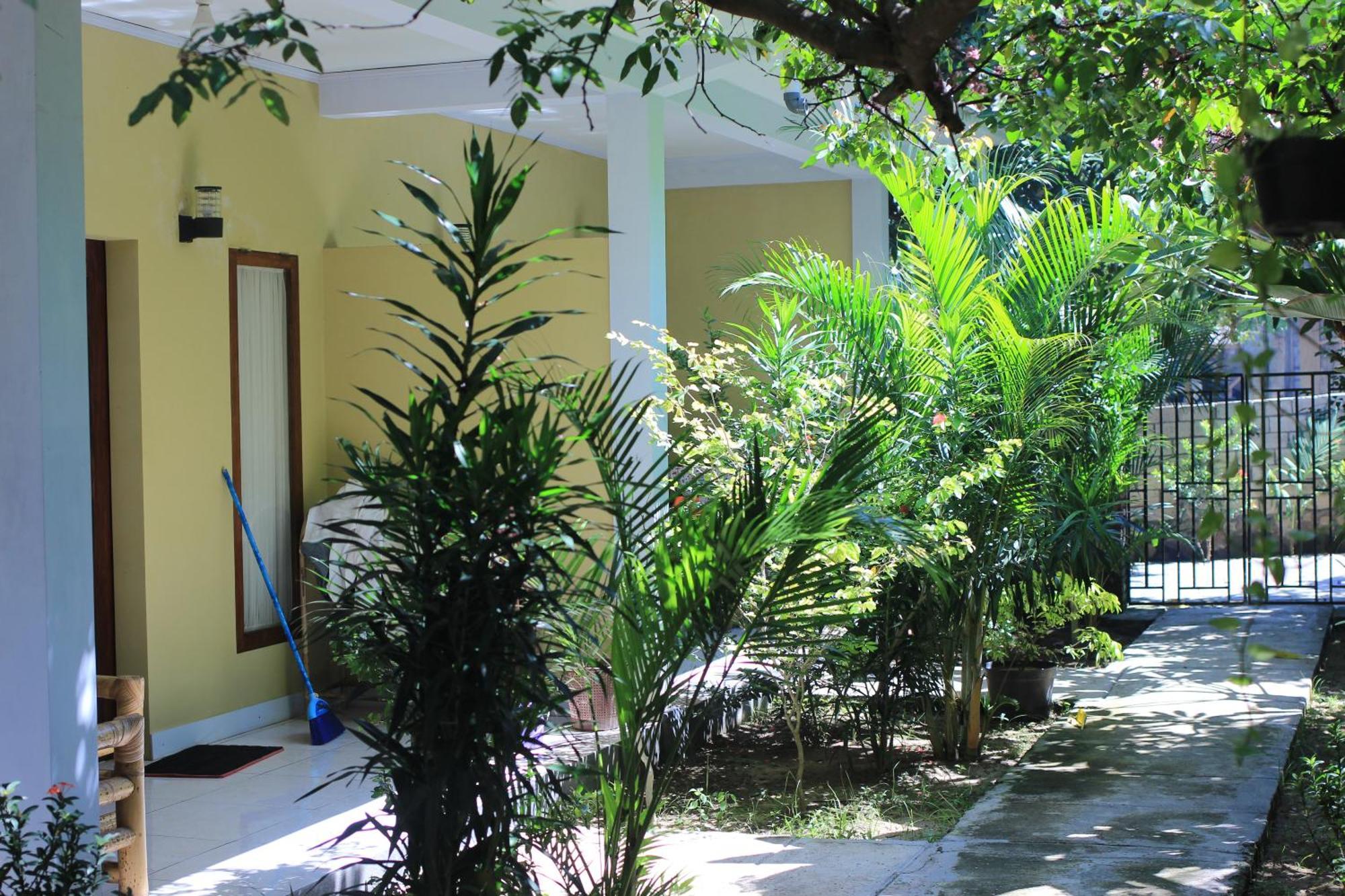 Three V Homestay Kuta  Esterno foto