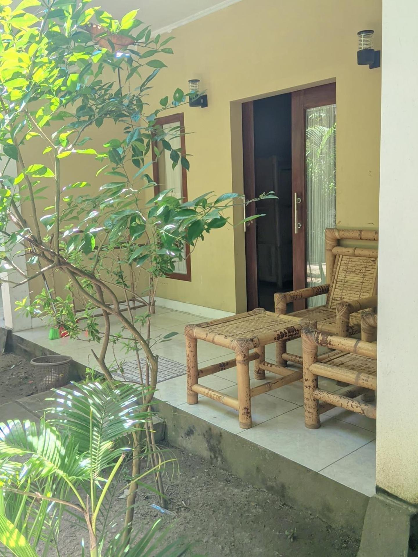 Three V Homestay Kuta  Esterno foto