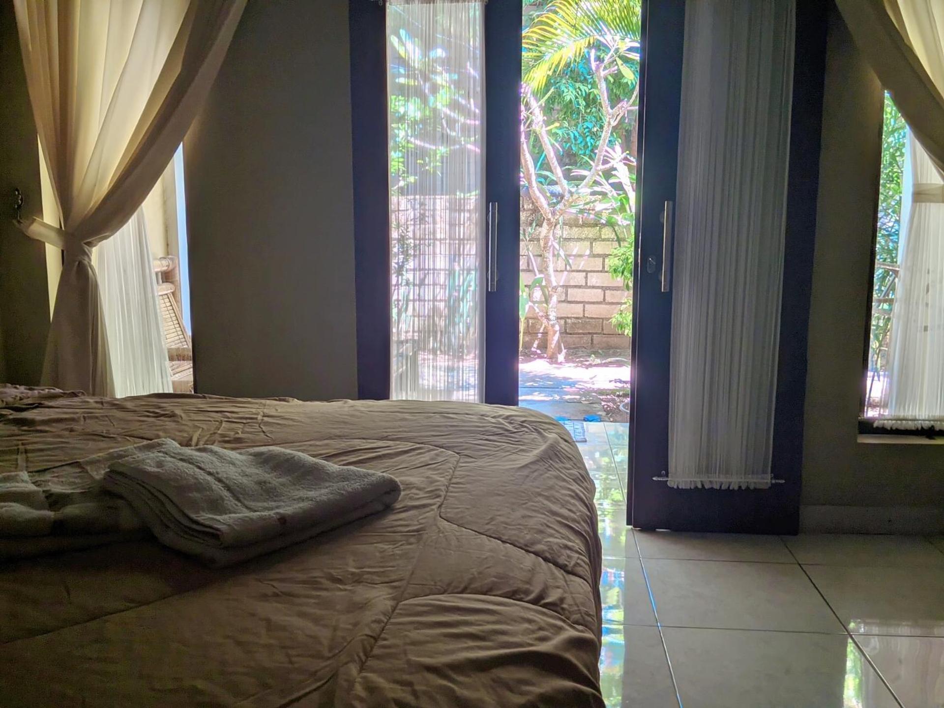 Three V Homestay Kuta  Esterno foto