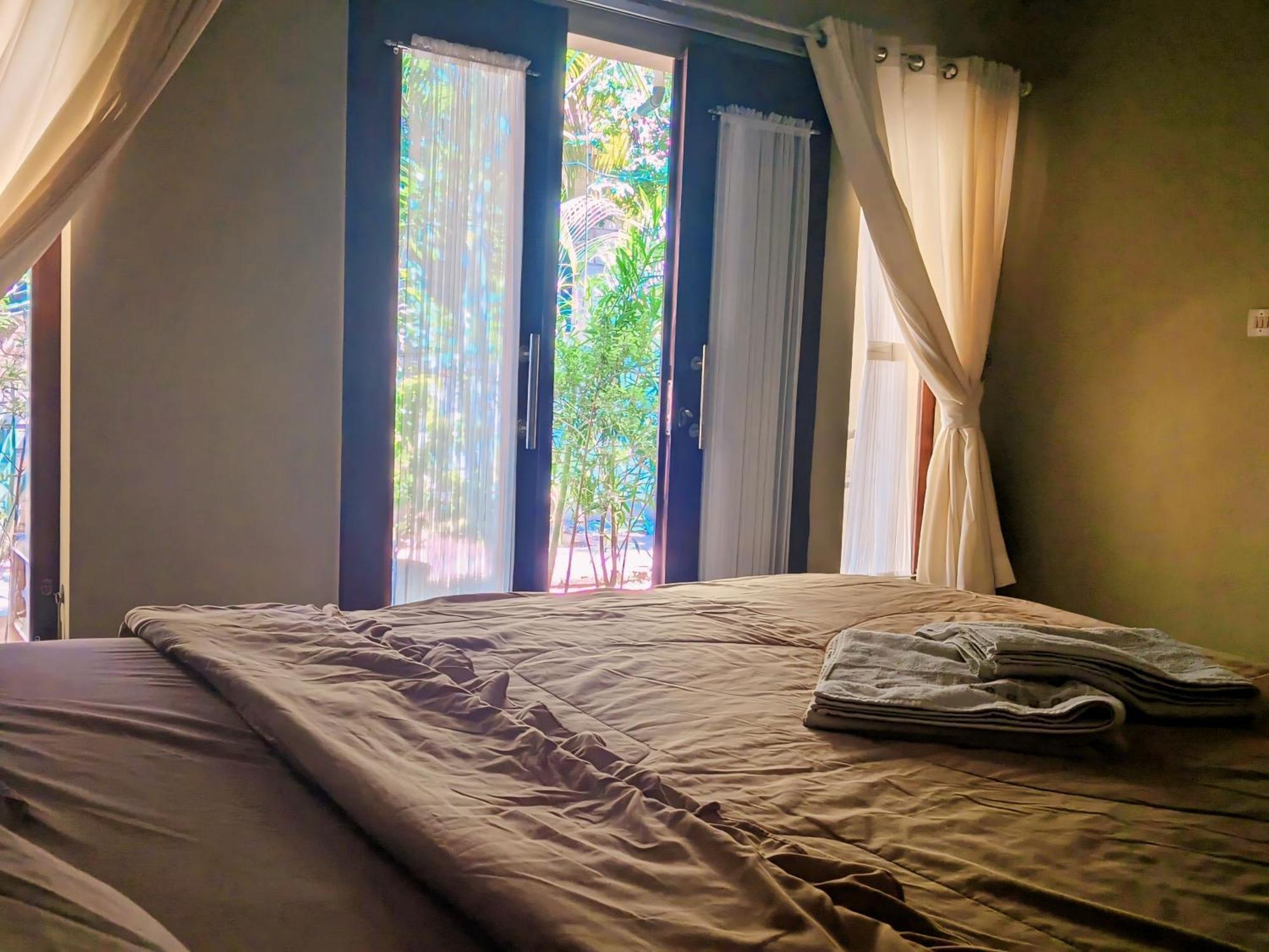 Three V Homestay Kuta  Esterno foto