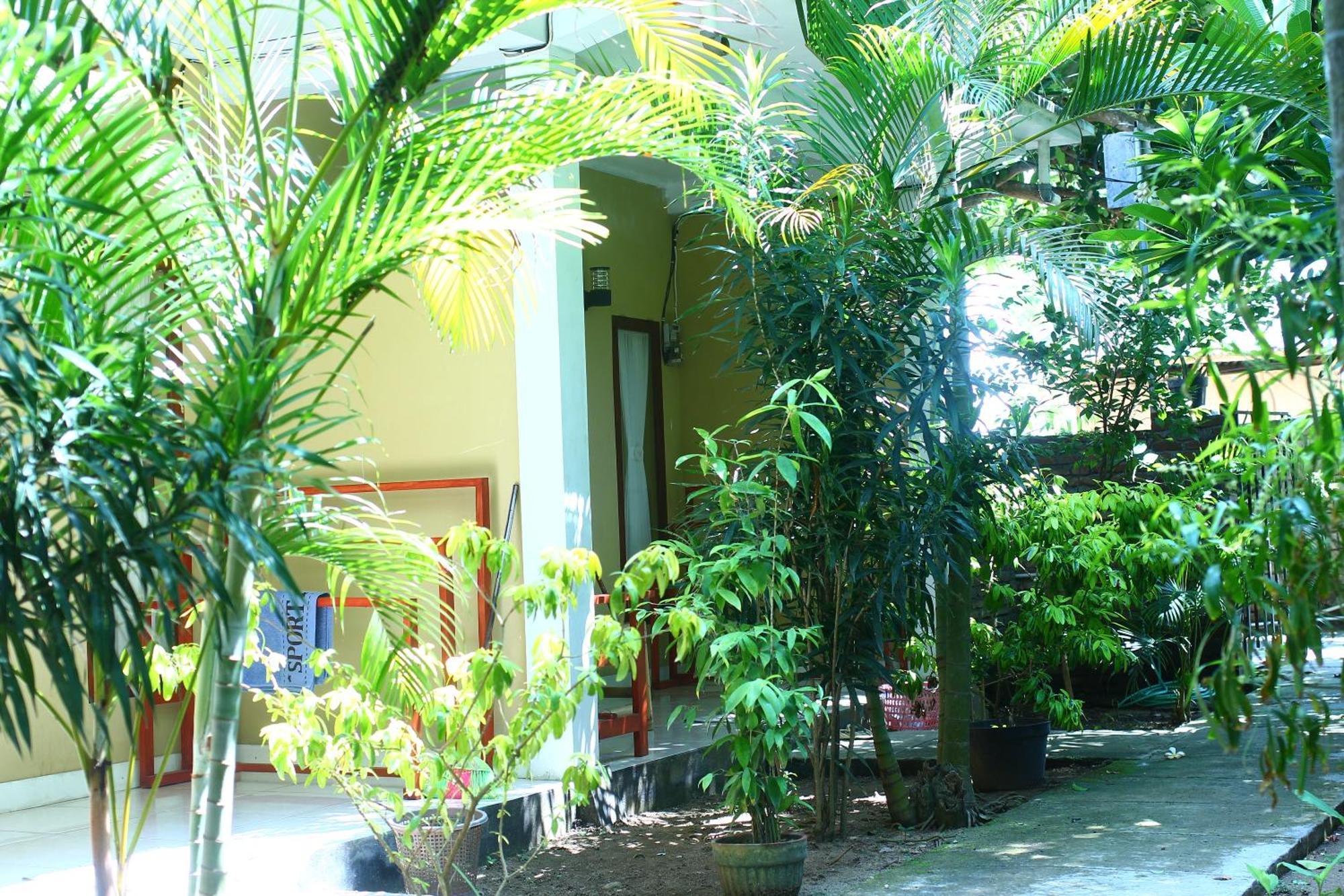Three V Homestay Kuta  Esterno foto