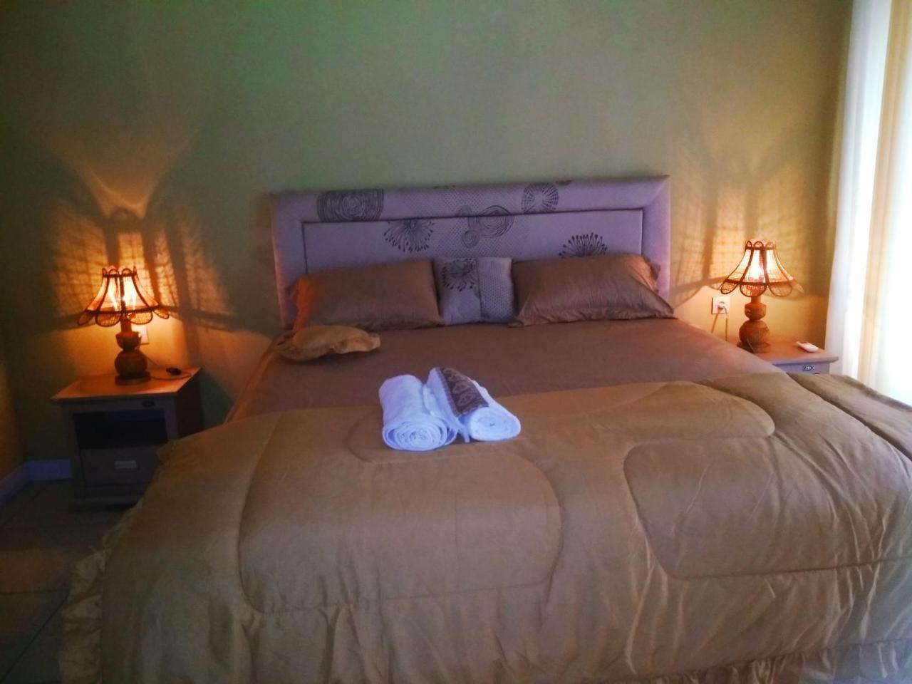 Three V Homestay Kuta  Esterno foto
