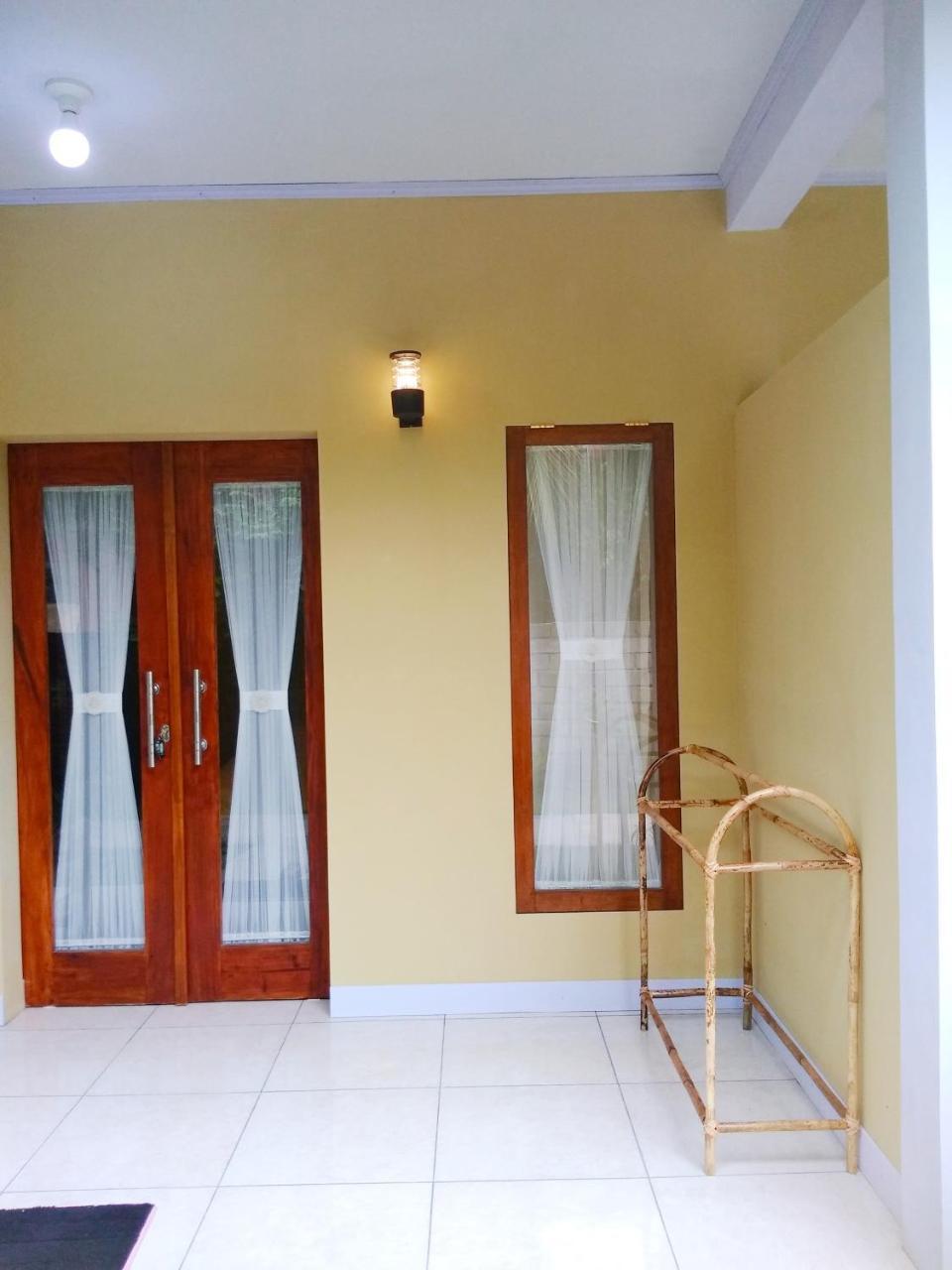 Three V Homestay Kuta  Esterno foto